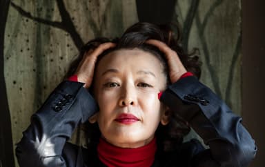 "12시에 만나요 부라보콘" 부르다 연극스타로…장르가 된 윤석화 [삶과 추억]