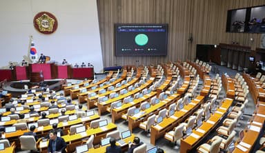 내란재판부法 강행 뒤…정통망법 상정, 野 “입틀막 법” 필리버스터