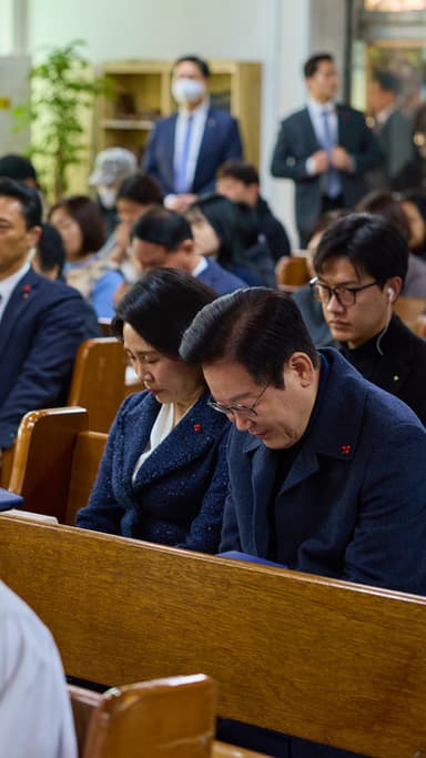 李부부, 옛 지역구 '계양을'서 성탄 예배…곁엔 김남준 있었다