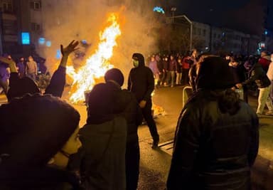 항모 이제 출동했는데…이란 군사개입한다는 트럼프[시사쇼]