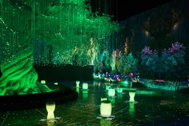 용이 된 문무왕이 반겨주네... 국내 최초 신라 미디어아트 전시관 가보니