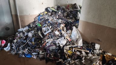 울산 아파트 쓰레기 산에서 숨진 70대... 월남전 참전용사였다