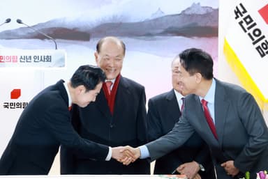 오세훈, 장동혁 면전에서 직격 “계엄 사과하라, 참을만큼 참아”