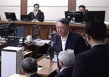 尹 ‘체포방해’ 1심 징역 5년 “계엄 절차 경시, 경호처 사병화”