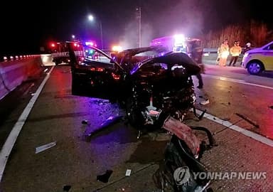 졸음운전하다 사고 수습 경찰관 등 2명 숨지게 한 30대 영장