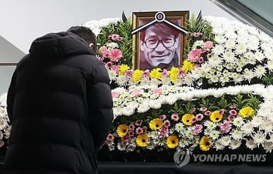 영화 특별 편성에 특집 다큐…방송사도 故안성기 추모