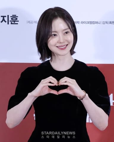 [S영상]'하트맨' 문채원 "어릴 적 좋아했던 권상우와의 만남, 큰 보람"