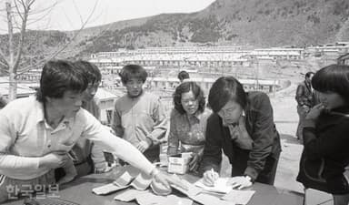 "배고파 못 살겠다" 핏발 선 광부들, 군인은 칼 꽂은 총구를 들이댔다