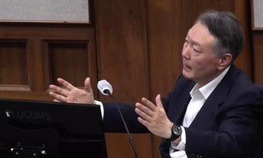 尹 '체포 방해' 등 징역 10년 구형… 1월 16일 첫 선고