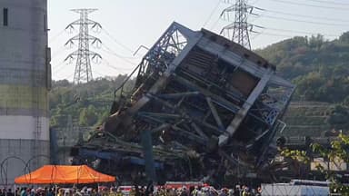 [뉴스퀘어10AM] 44년 된 타워 철거 중 '붕괴'...처참한 현장에 수색 난항
