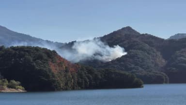 강원도 화천에서 산불...헬기 9대 투입해 진화