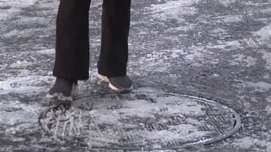 출근길 곳곳 '혼란'...얼어붙은 눈길에 '종종걸음'