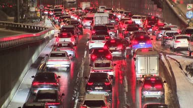 기습 폭설에 수도권 5천 건 신고..."8시간 갇혔다"