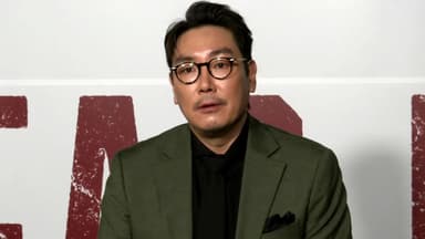 소년범 전력에 은퇴...조진웅 두고 갑론을박