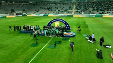 전북, 2관왕 얻고 포옛 잃고...첫 승격 이룬 부천