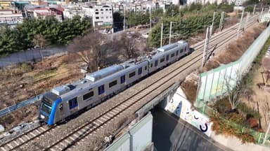 '대경선' 1년 만에 500만 명 탔다...지역 불균형·혼잡은 숙제