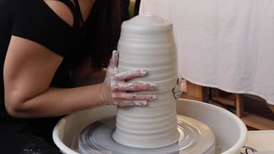 캐나다 밴쿠버 가을 행사 '컬쳐 크롤'에 소개된 달 항아리