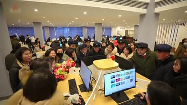 북한이 매년 20개씩 짓는 '종합봉사소'...뭐 하는 곳이길래