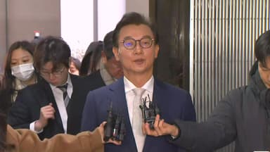 '올해 안 공소시효' 쫓기는 경찰...전재수부터 결론?