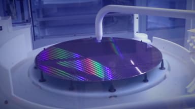 삼성 반도체 기술 중국에 유출..."수십조 피해 예상"