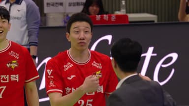 삼성화재, 11연패 '수렁'...도로공사는 대역전승