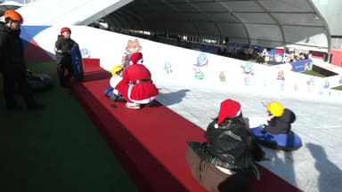 한파 뚫고...가족·연인과 스케이트 타며 행복한 성탄절