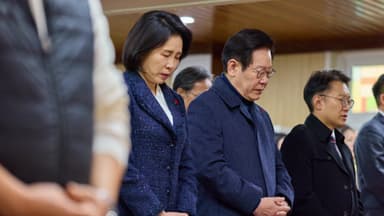 이 대통령 부부, '전 지역구' 인천 교회서 성탄 예배