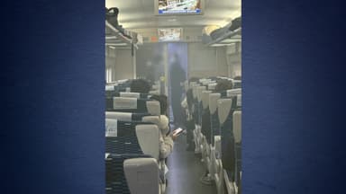 KTX 부산행 열차 안에서 보조 배터리 과열로 연기