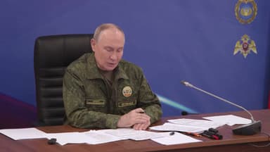 푸틴 "우크라이나, 평화적 해결 원치 않으면 무력 대응"