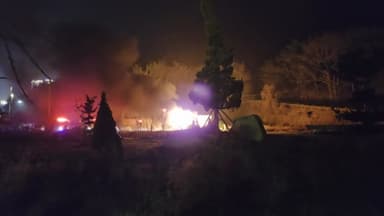 충남 공주에서 주차된 승용차 화재...다친 사람 없어