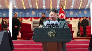 김정은, 대외 메시지 없이 내부결속...당 대회 매진