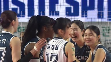 한국도로공사, 현대건설 완파하고 선두 수성