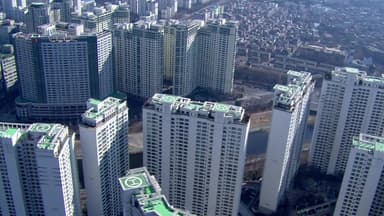 서울 아파트값 48주 연속 올랐다...오름폭은 축소