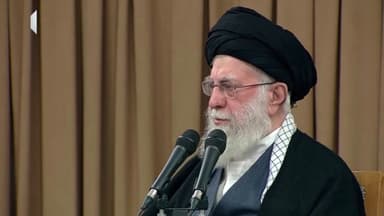 이란 최고지도자, 경제난 항의 시위에 '폭도 탓'...트럼프 비판