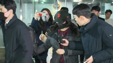 [현장영상+] '강선우 1억' 김경 3시간여 고강도 조사 뒤 귀가