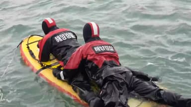 충남 태안 통개항 인근 어선 전복...70대 선장 사망