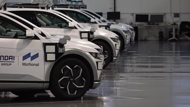 현대차 "연말 로보택시 상용화"...자율주행 전쟁에 도전장