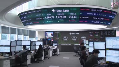 '4,700선 돌파' 코스피...외국인 매도에 하락 전환