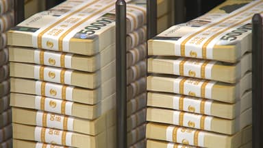 기준금리 2.5%로 5연속 동결...코스피 4,800 '눈앞'