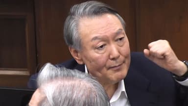 윤 8개 재판 중 첫 선고...내란 재판 가늠자 될까