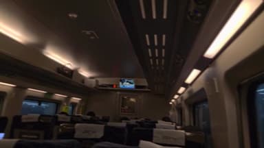 대전 터널에서 KTX 고장으로 멈춰...승객 575명 불편