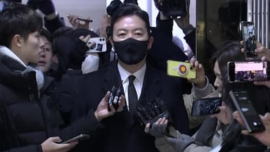 밀착 경호 '호위무사' 자처 김성훈...실형 선고되나