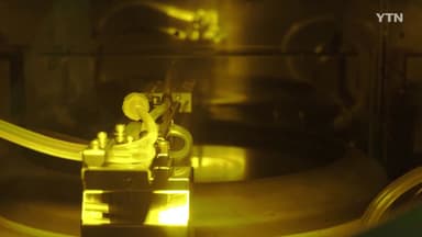 러트닉 "미국에 투자하지 않으면 반도체 100% 관세"...한국 등 압박