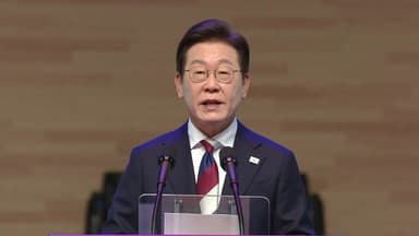 이 대통령 "저도 가끔 댓글 읽어...여론 조작은 중대 범죄"