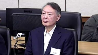 '징역 5년' 윤석열 항소는 언제?...윤 측, 오늘 회견