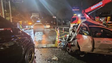 대형 화물차가 차량 7대 추돌..."브레이크 고장"