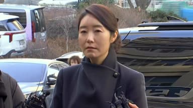 [이슈플러스] 강선우, 의혹 제기 22일 만에 경찰 첫 출석