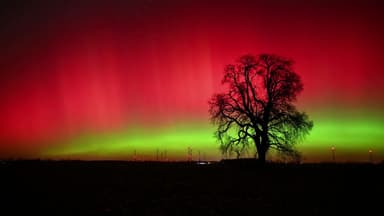 서유럽 하늘 수놓은 오로라...강력한 자기장 폭풍에 남하