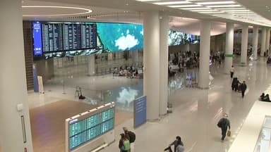 "역대 최대 규모" 캄보디아 한국인 범죄 피의자 73명 송환...이 시각 공항