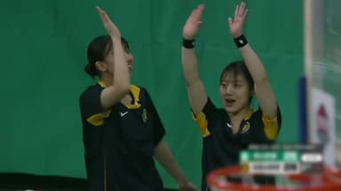 '송윤하 20점 폭발' 2위 KB, 선두 하나은행 제압